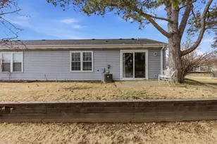 7105 St Tropez Ct, Fox Lake, IL 60020 - Photo 16