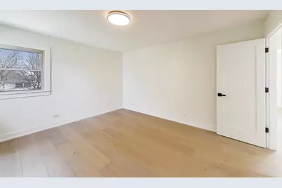 909 S Waverly Place, Mount Prospect, IL 60056 - Photo 10