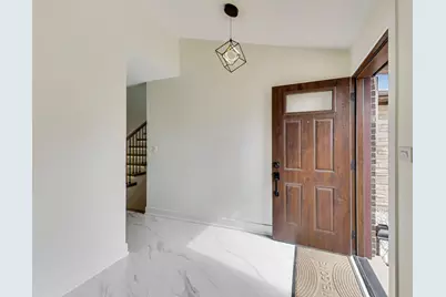 909 S Waverly Place, Mount Prospect, IL 60056 - Photo 14