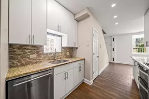 6104 S Ingleside Ave, Chicago, IL 60637 - Photo 10