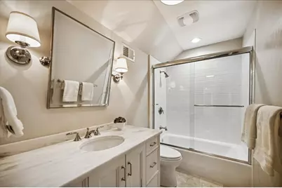 [Address not provided], Winnetka, IL 60093 - Photo 40