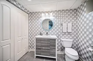 [Address not provided], Winnetka, IL 60093 - Photo 48