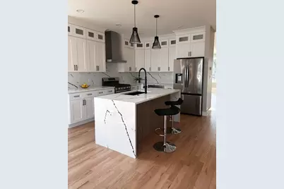 3755 N Odell Avenue N, Chicago, IL 60634 - Photo 2