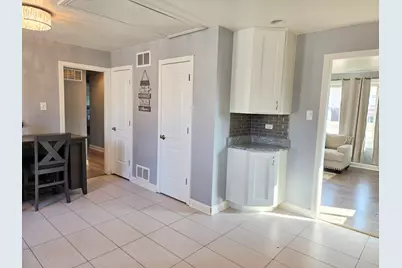 980 W Grant Drive, Des Plaines, IL 60016 - Photo 12