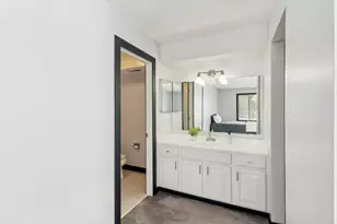 [Address not provided], Palatine, IL 60074 - Photo 28