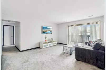 [Address not provided], Palatine, IL 60074 - Photo 6