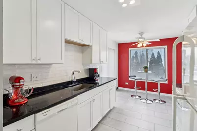 [Address not provided], Palatine, IL 60074 - Photo 12