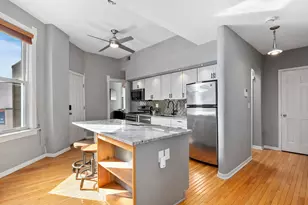 2200 N Clybourn Ave, Chicago, IL 60614 - Photo 2