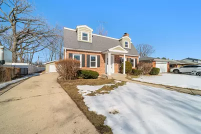 2508 W Atlantic Avenue, Waukegan, IL 60085 - Photo 2