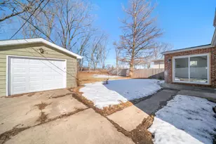 2508 W Atlantic Ave, Waukegan, IL 60085 - Photo 32