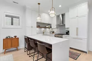 2727 N Kenmore Ave, Chicago, IL 60614 - Photo 4