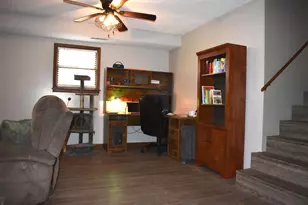 35 W 5th St, El Paso, IL 61738 - Photo 16