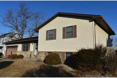 35 W 5th Street, El Paso, IL 61738 - Photo 2