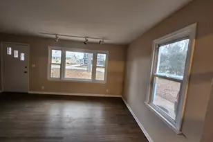 3811 N Park St, Westmont, IL 60559 - Photo 4