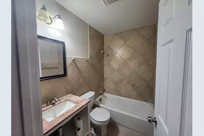 3811 N Park Street, Westmont, IL 60559 - Photo 8