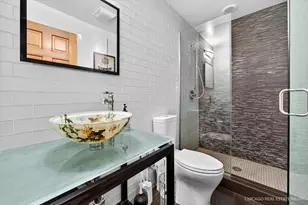 1304 Hawkins Ct, Saint Charles, IL 60174 - Photo 14