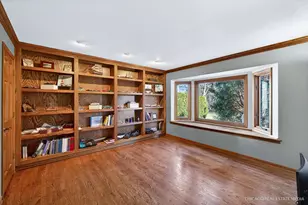 1304 Hawkins Ct, Saint Charles, IL 60174 - Photo 16