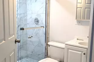 5627 N Campbell Ave, Chicago, IL 60659 - Photo 8