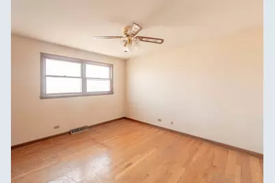 7849 80th Place, Bridgeview, IL 60455 - Photo 10