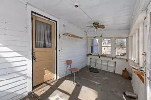 711 S Franklin St, Litchfield, IL 62056 - Photo 4