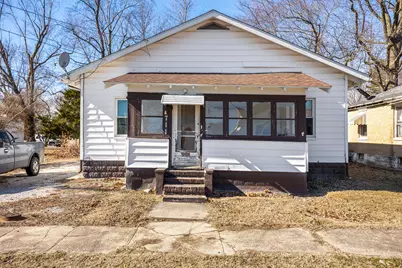 711 S Franklin Street, Litchfield, IL 62056 - Photo 2
