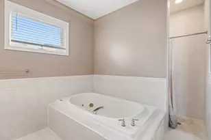 323 Sherman Ave, Evanston, IL 60202 - Photo 16