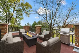 655 Perrie Dr, Elk Grove Village, IL 60007 - Photo 20