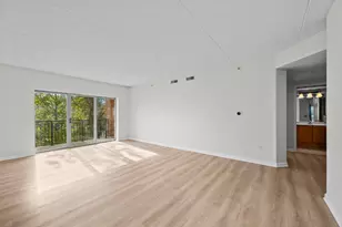 655 Perrie Dr, Elk Grove Village, IL 60007 - Photo 10