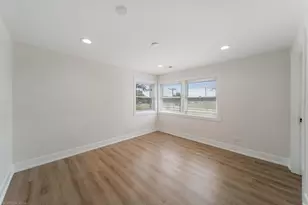 106 E 22nd St, Lombard, IL 60148 - Photo 42