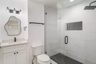 106 E 22nd St, Lombard, IL 60148 - Photo 24