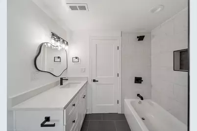 106 E 22nd Street, Lombard, IL 60148 - Photo 20