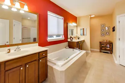 2313 Eisenhower Boulevard, McHenry, IL 60051 - Photo 26