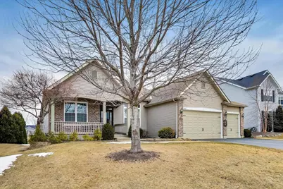 2313 Eisenhower Boulevard, McHenry, IL 60051 - Photo 2