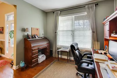 2313 Eisenhower Boulevard, McHenry, IL 60051 - Photo 20