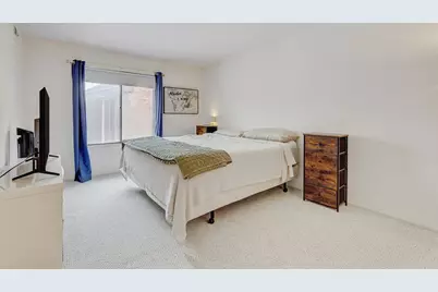 740 Saint Andrews Lane #38, Crystal Lake, IL 60014 - Photo 4