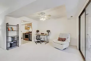 740 Saint Andrews Ln, Crystal Lake, IL 60014 - Photo 6