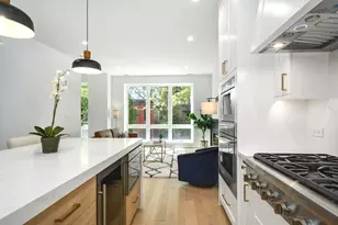 867 N Marshfield Ave, Chicago, IL 60622 - Photo 8