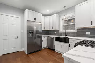 5542 W 64th St, Chicago, IL 60638 - Photo 16