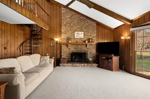 2370 Adler Ct, Lisle, IL 60532 - Photo 10