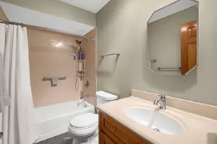2370 Adler Ct, Lisle, IL 60532 - Photo 16