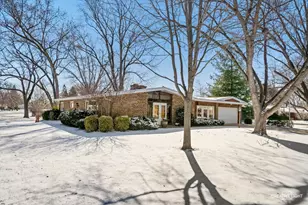 700 McClaran Ave, Aurora, IL 60506 - Photo 20