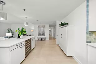 680 N Lake Shore Dr, Chicago, IL 60611 - Photo 16