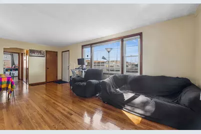 2204 25th Avenue, Melrose Park, IL 60164 - Photo 4