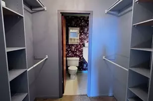 9725 S Karlov Ave, Oak Lawn, IL 60453 - Photo 24