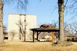 9725 S Karlov Ave, Oak Lawn, IL 60453 - Photo 30