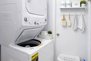 2413 W Taylor St, Chicago, IL 60612 - Photo 12