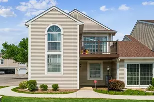 634 Le Parc Cir, Buffalo Grove, IL 60089 - Photo 1