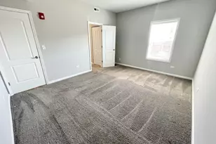 811 E Main St, East Dundee, IL 60118 - Photo 8