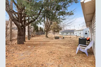 2414 28th Avenue, Rock Island, IL 61201 - Photo 4