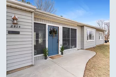 2414 28th Avenue, Rock Island, IL 61201 - Photo 8